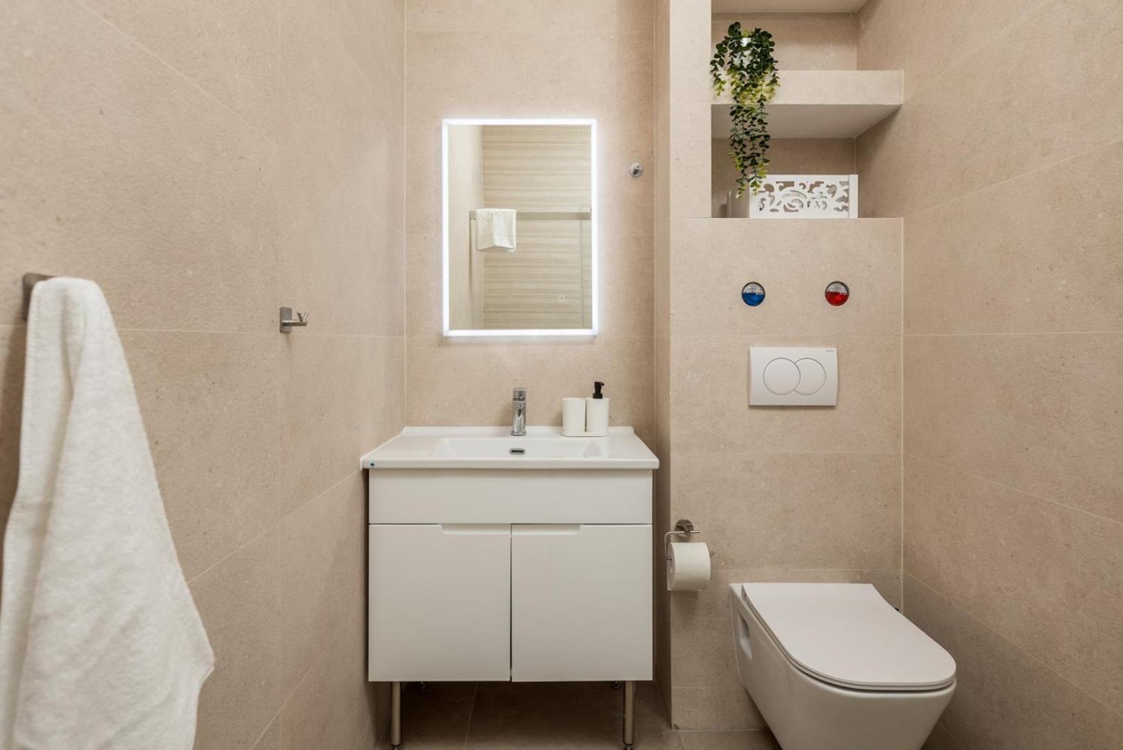 Apartments Jadranka Omišalj Dış mekan fotoğraf
