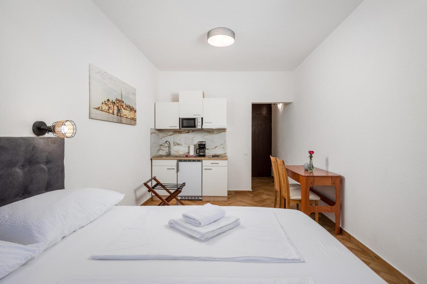 Apartments Jadranka Omišalj Dış mekan fotoğraf