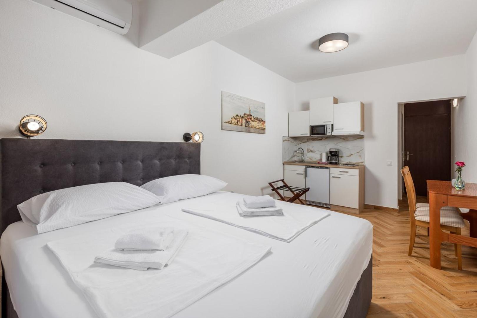 Apartments Jadranka Omišalj Dış mekan fotoğraf
